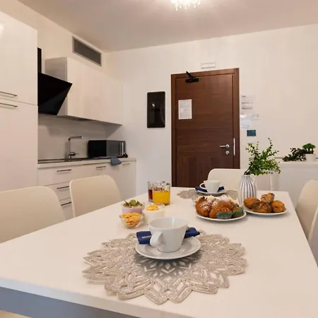 Modern Flat With Amazing View On The Apartament *